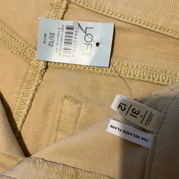 LOFT.  VERY NICE pair of Tan Flare-Leg Denim Pants. Size 12 PETITE. NICE FABRIC! - Picture 3 of 7